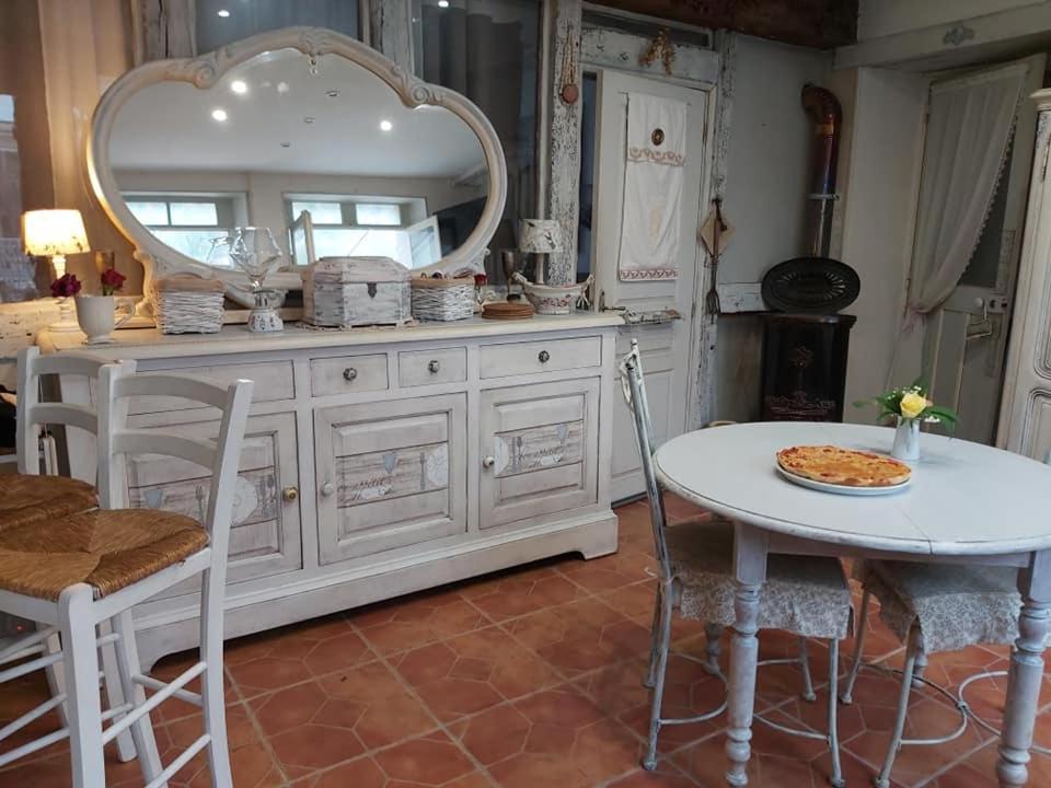 La Maison D'Hocquincourt Bléneau Eksteriør billede